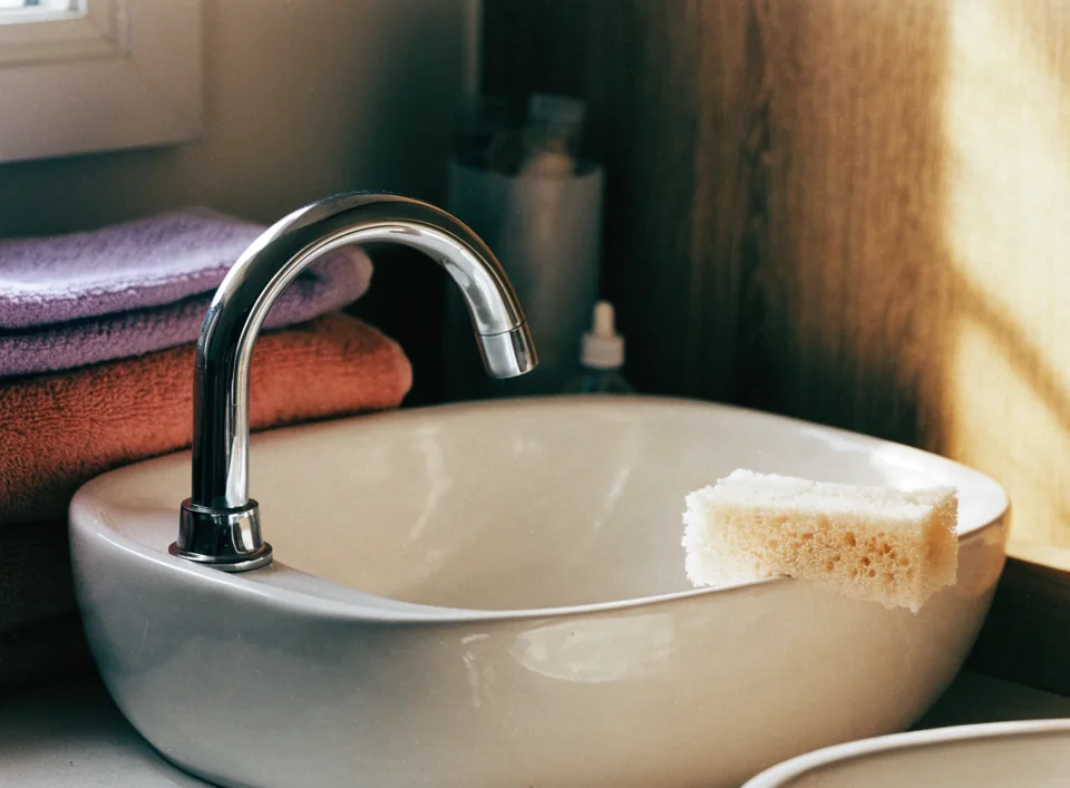 Fjerne kalk på badet uten å skade overflaten